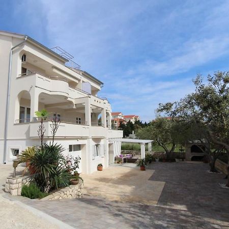 Apartmani Palma Novalja Exteriör bild