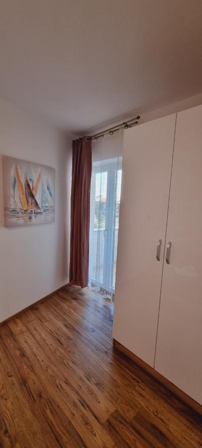 Apartmani Palma Novalja Exteriör bild
