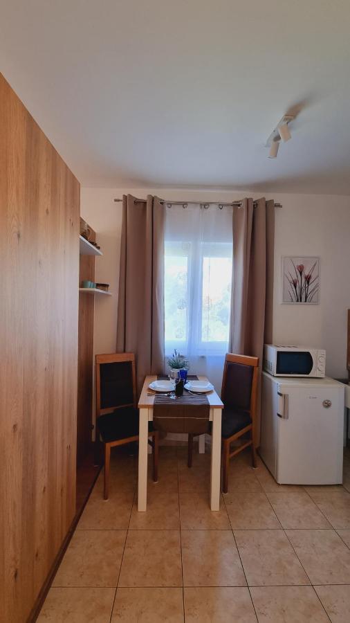 Apartmani Palma Novalja Exteriör bild
