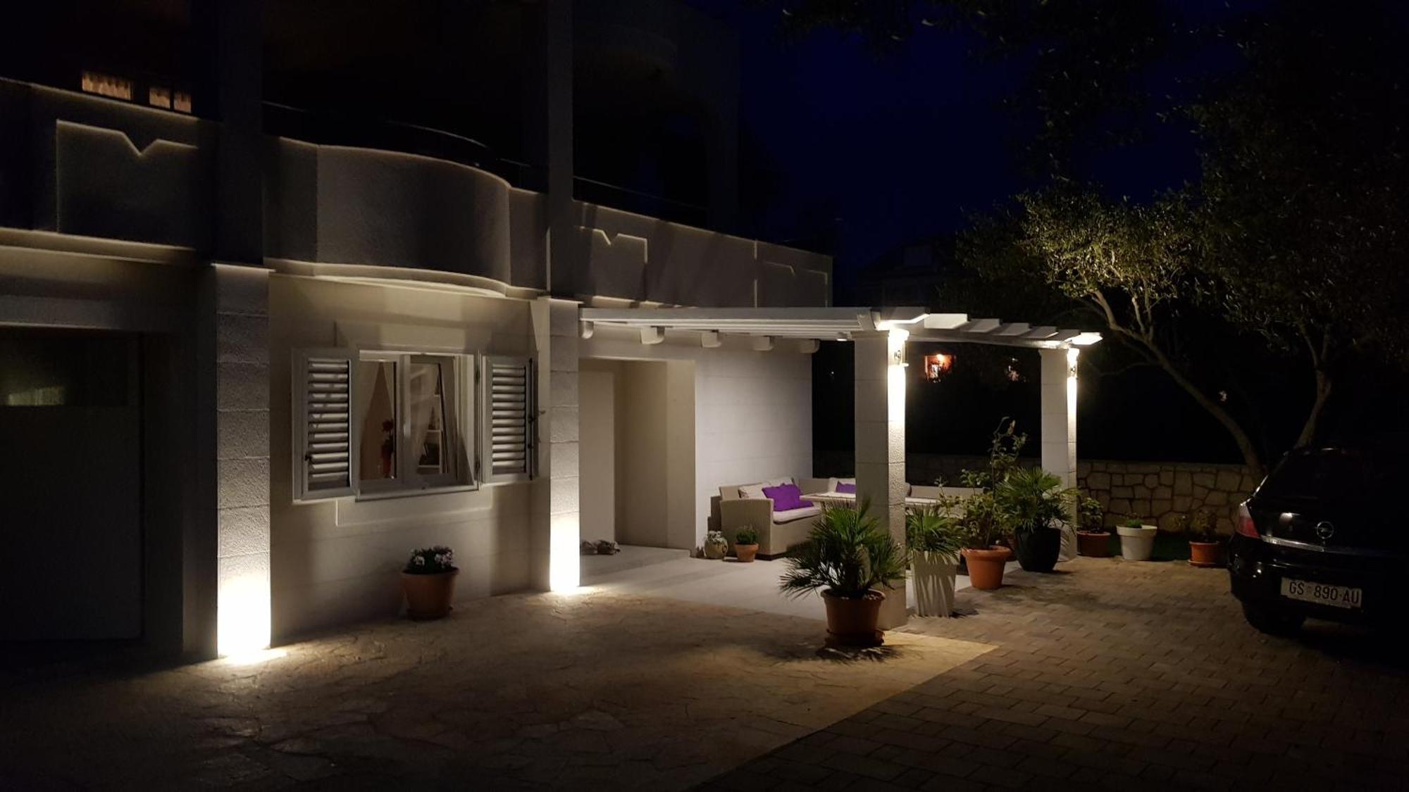 Apartmani Palma Novalja Exteriör bild